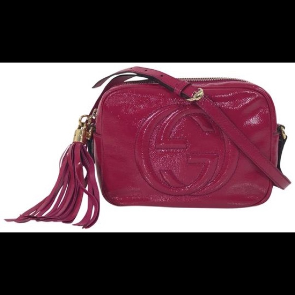 Pink patent leather Gucci disco bag